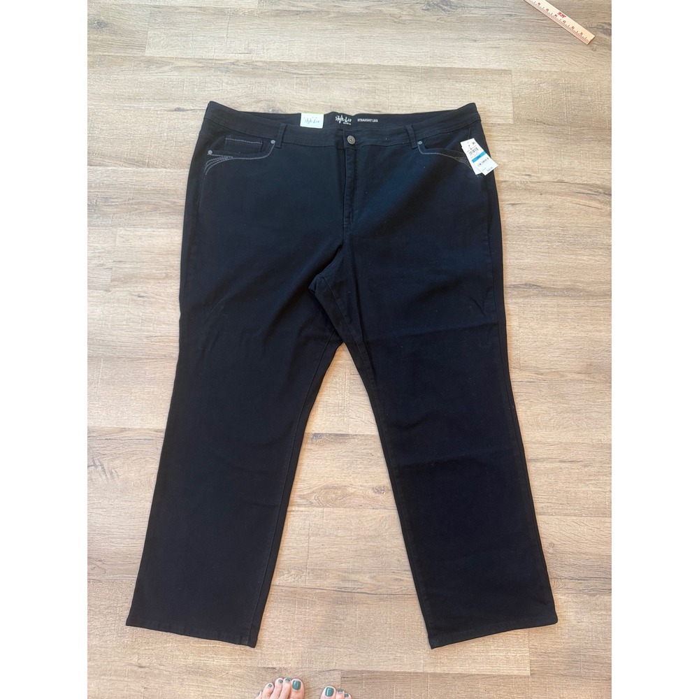 Style & Co Woman Straight Leg Jeans Deep Black 28W 54719BK181 NWT